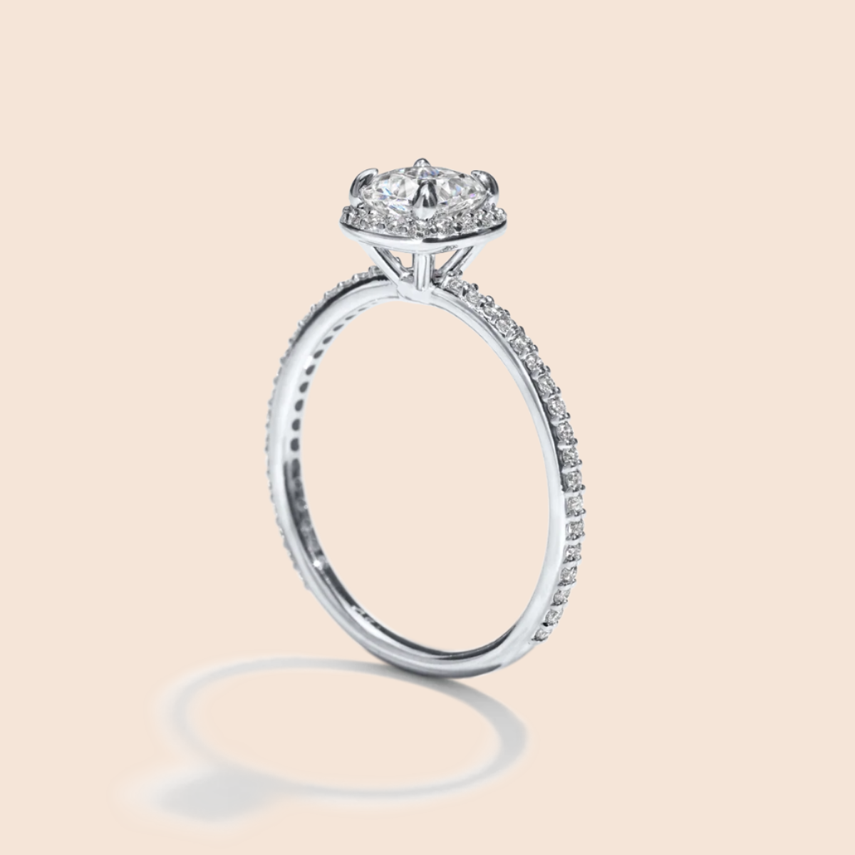 18K White Gold Platinum Cushion