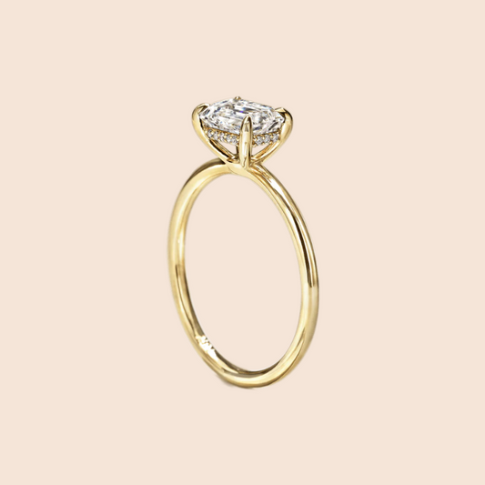 18K Yellow Gold Solitaire Emerald Diamond Engagement Ring