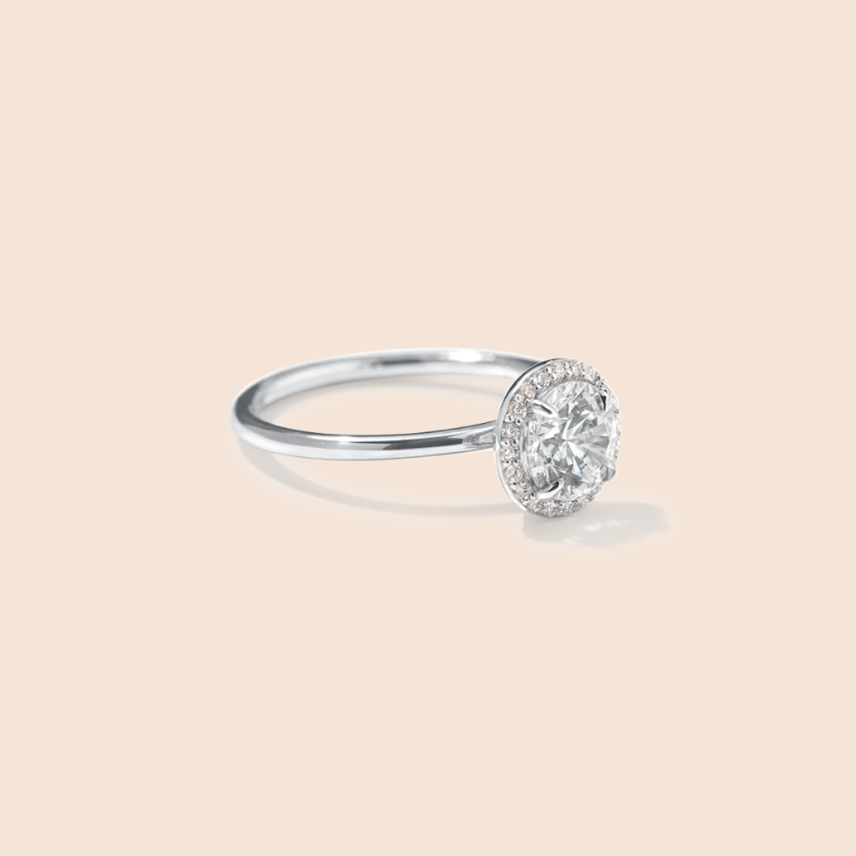 18K White Gold Platinum Round Halo Engagement Ring